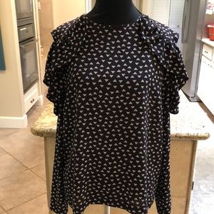 Black & white Cold Shoulder Top Size L